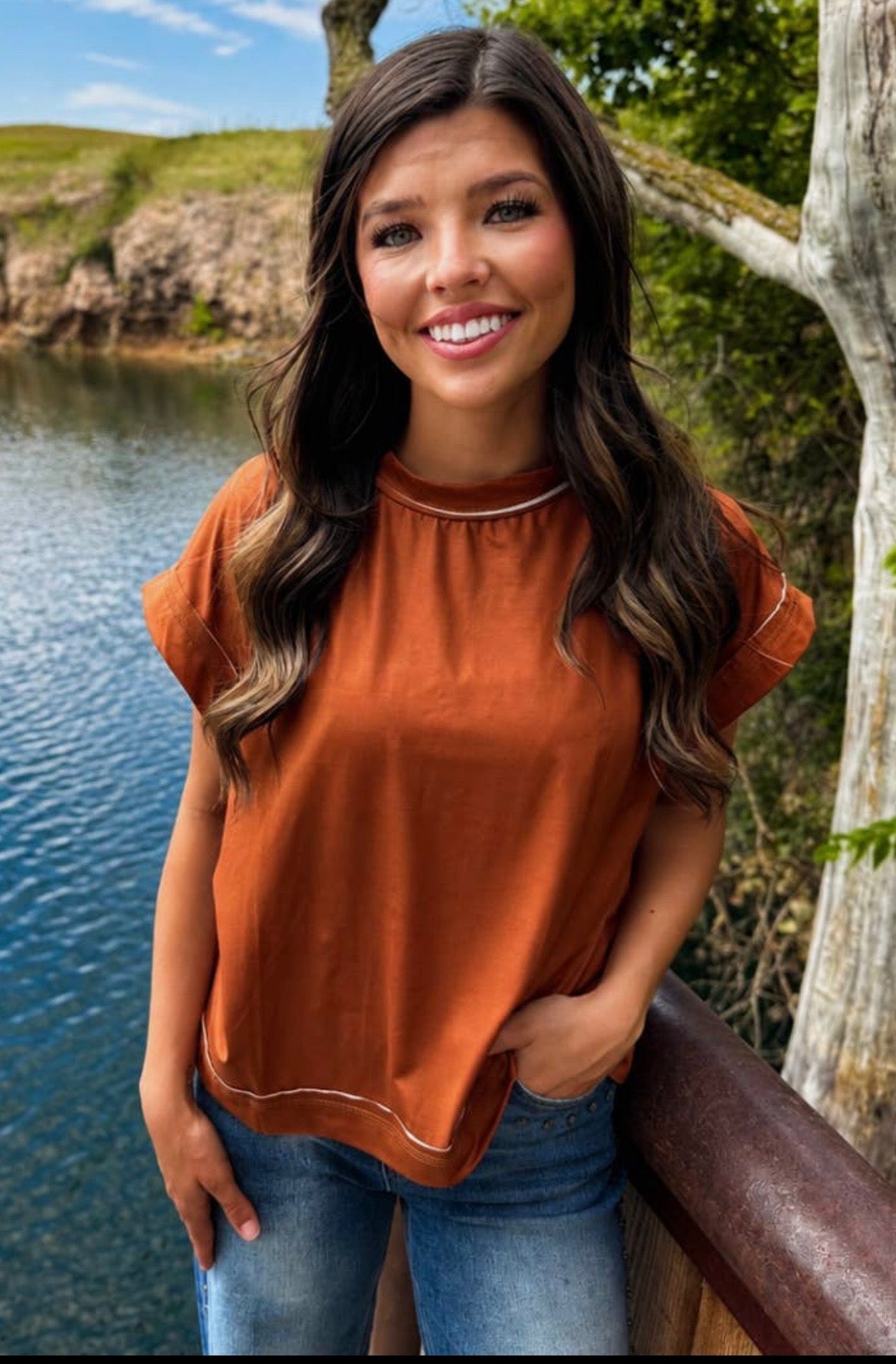 Cinnamon Essential Stretchy Top