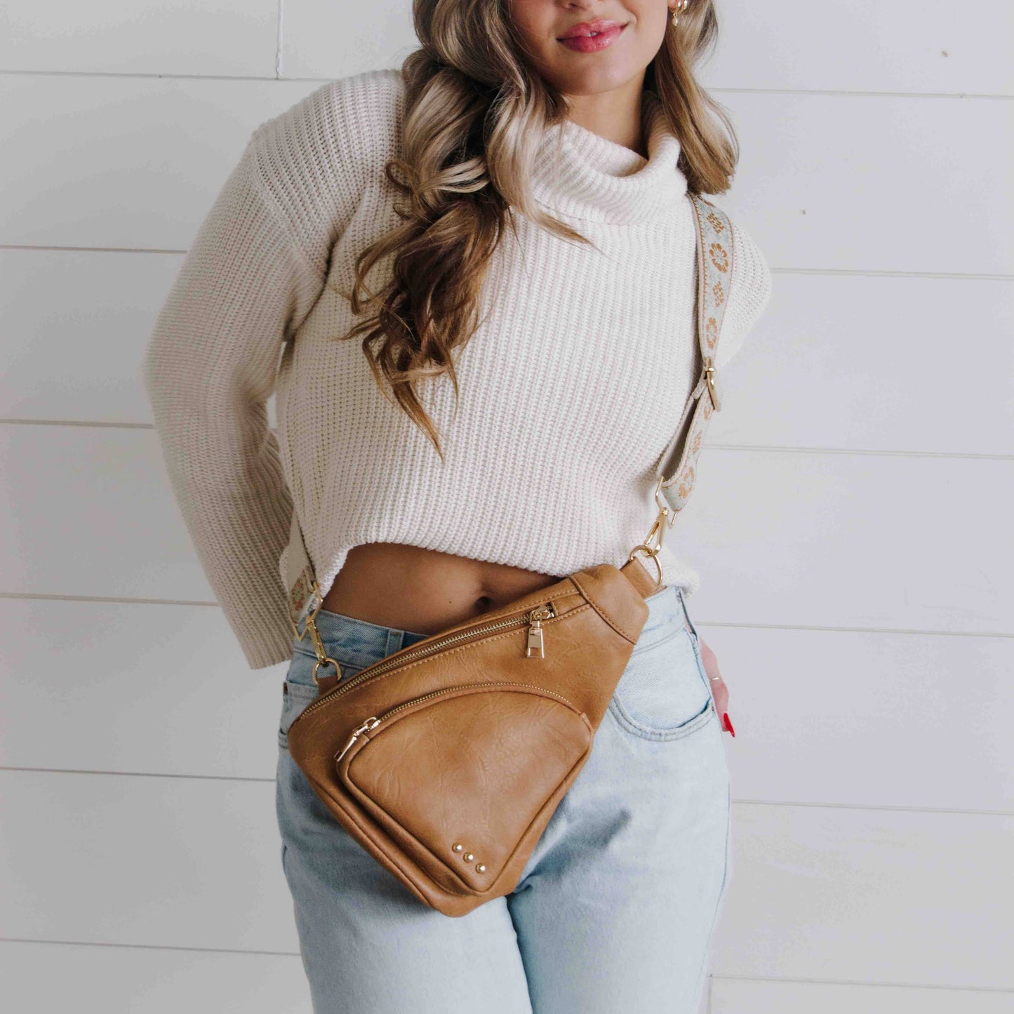 Pretty Simple - Austin Sling Bag - Cream