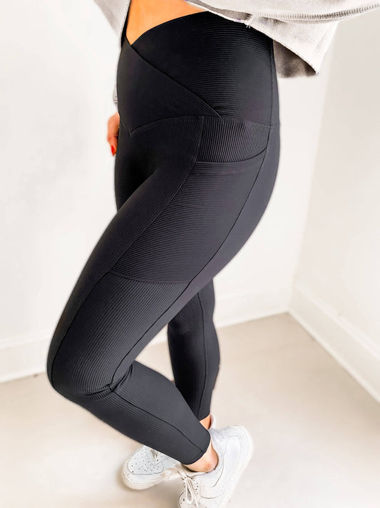 Black Max Sculpt Crossover Ribbed Leggings