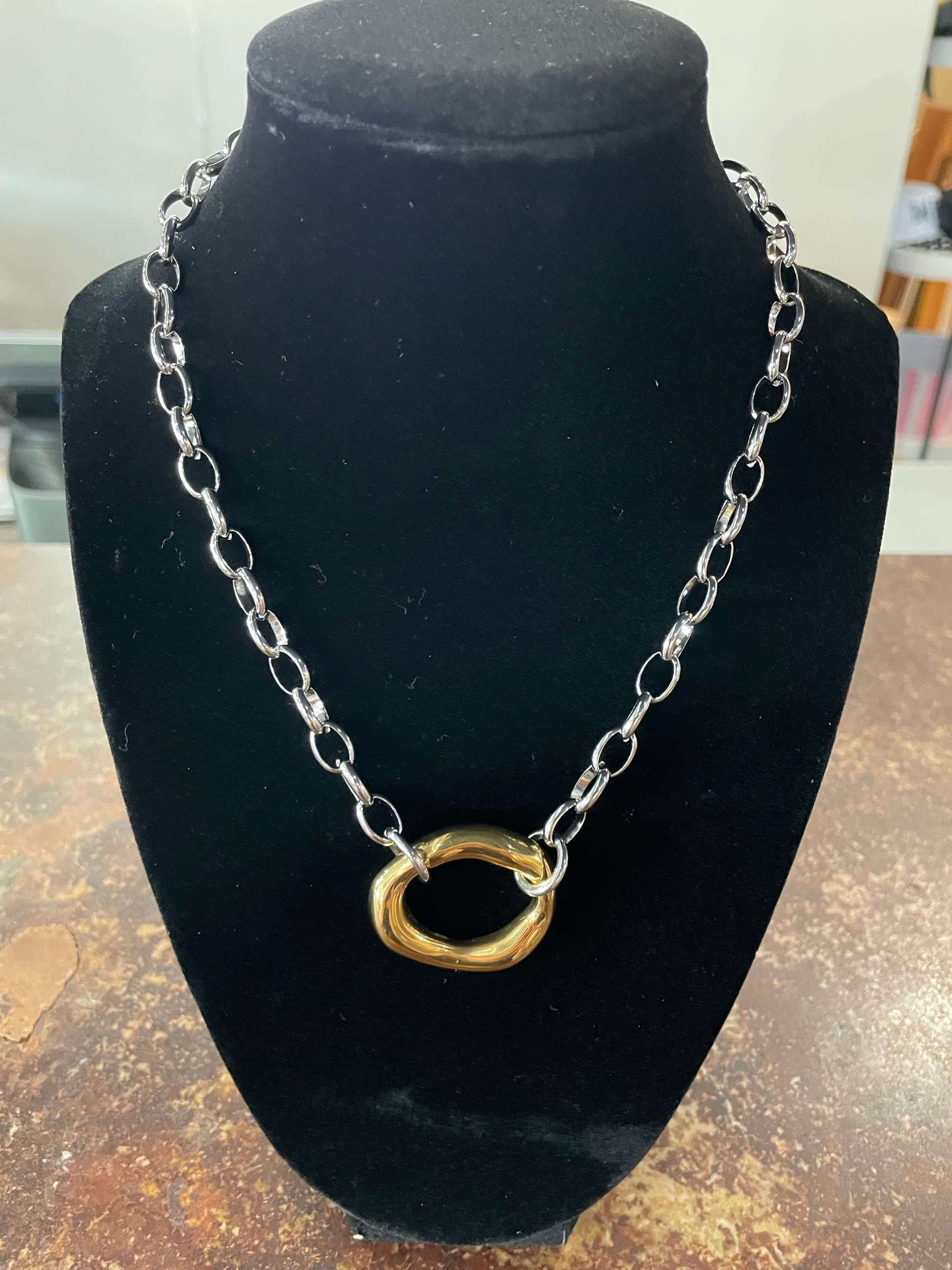 Hoop Statement Necklace - Style Junkie Boutique