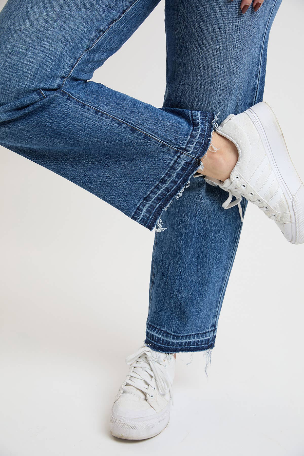 High Rise Wide Leg Jeans with Raw Hem - Medium Wash