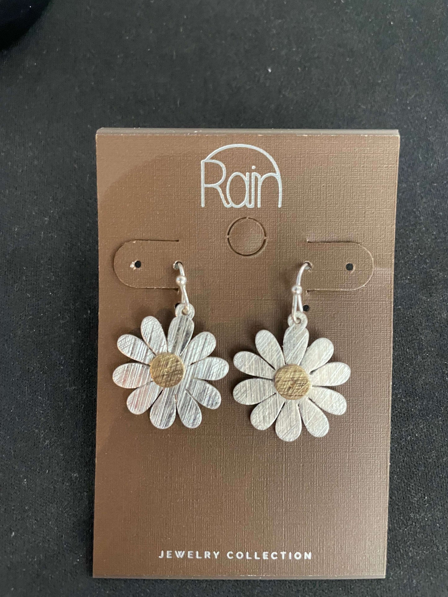 Brushed Brass Flower Earrings - Style Junkie Boutique