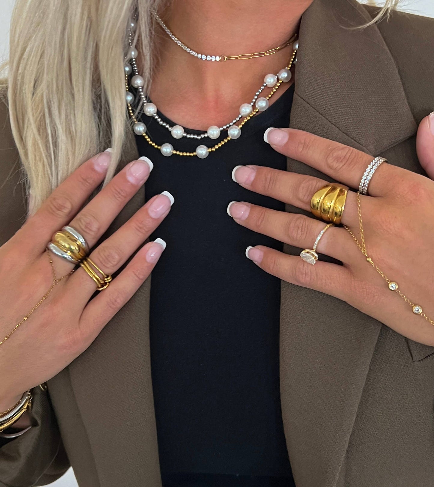 Pearl Beaded Necklace - Gold