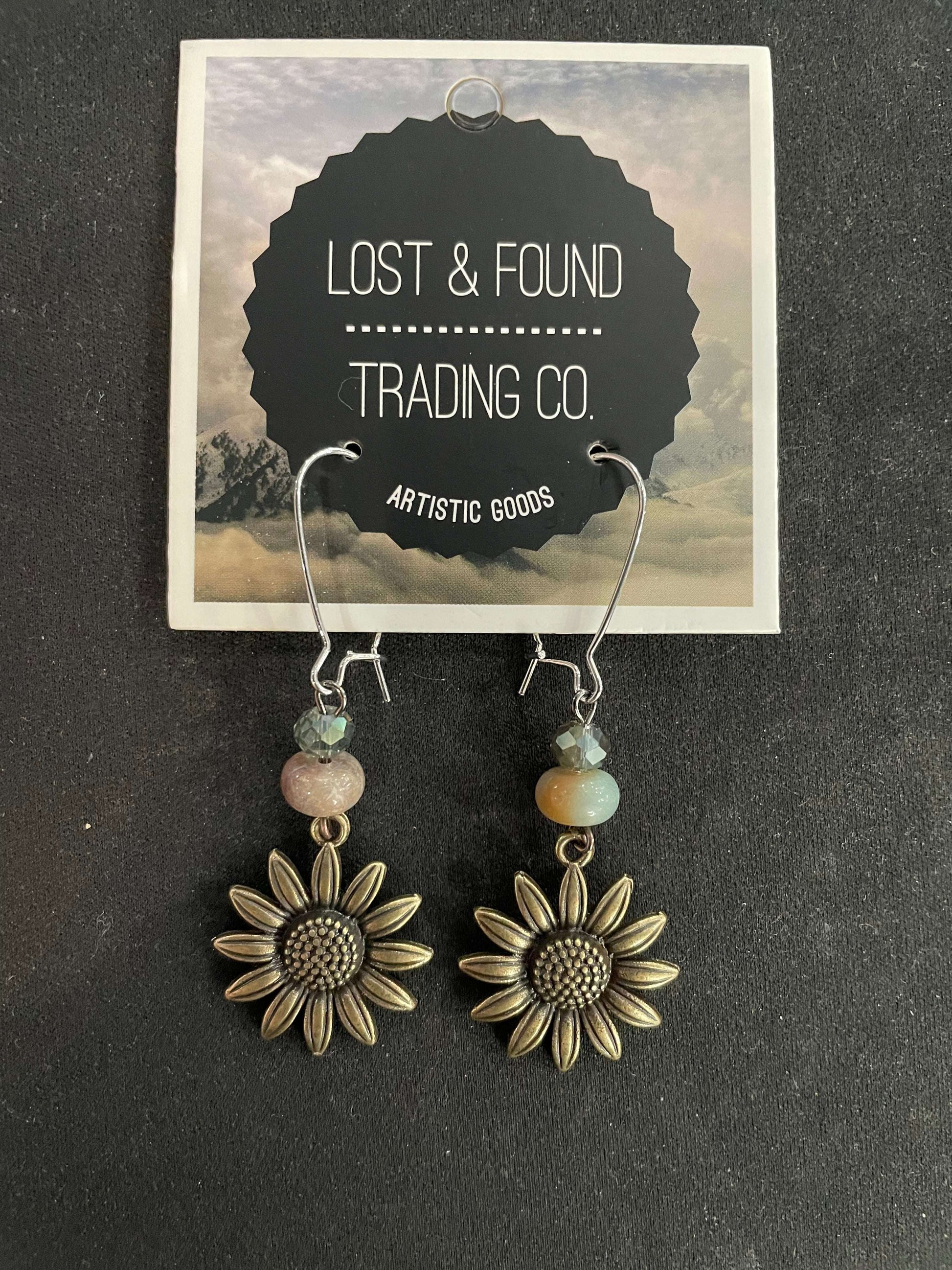 Sunflower Dangle Earring - Style Junkie Boutique