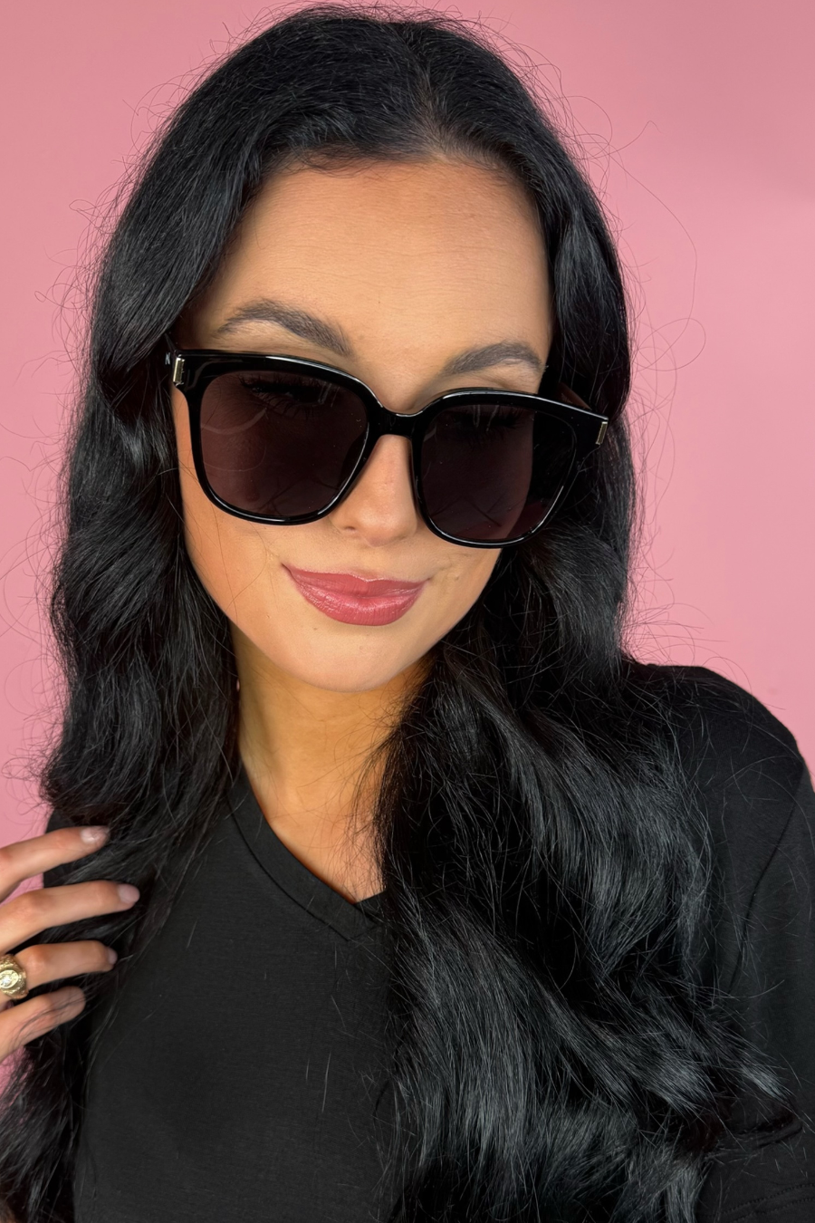 Out of Office Sunglasses - Black