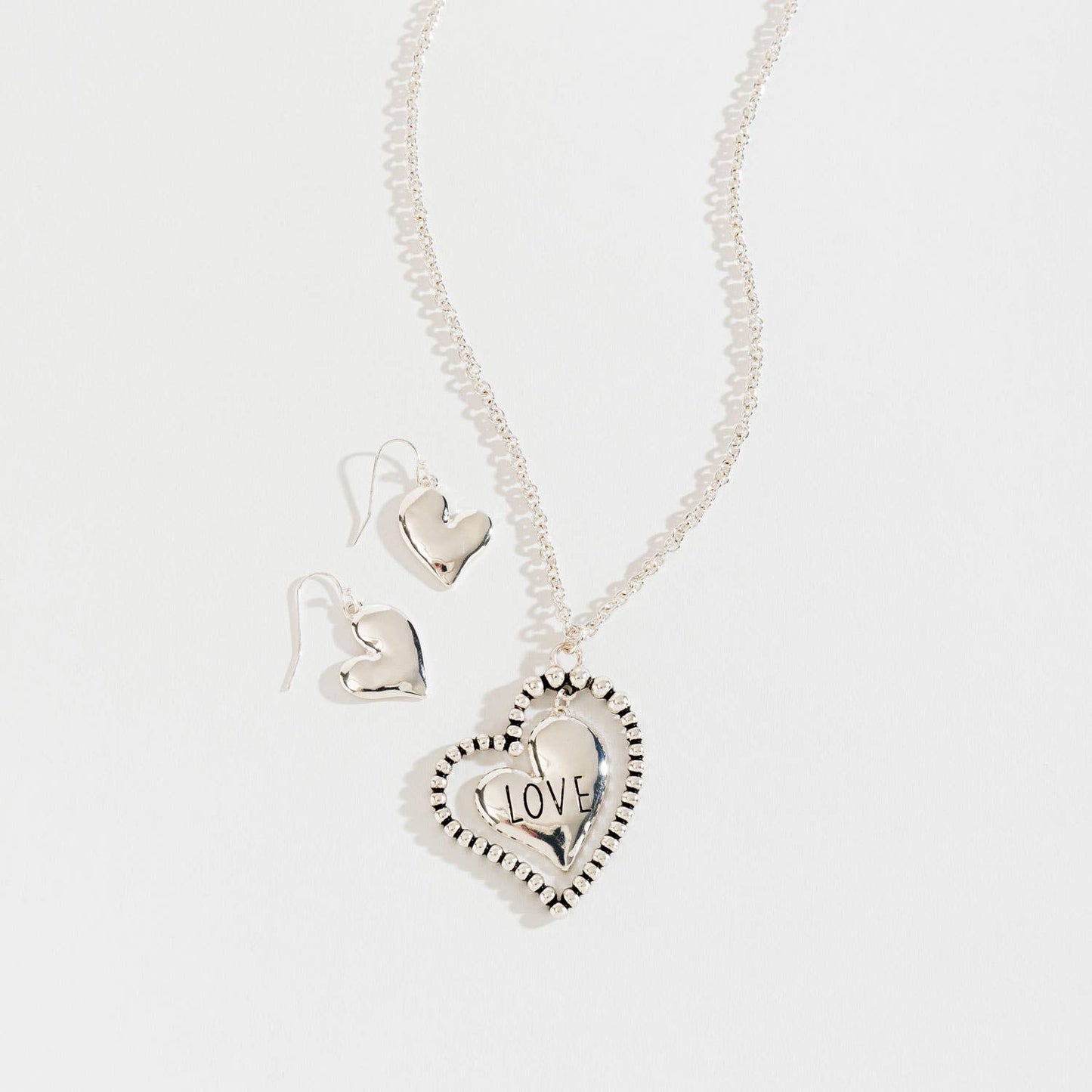 Silver Love Heart Outline 17" Pendant Necklace & Earring Set